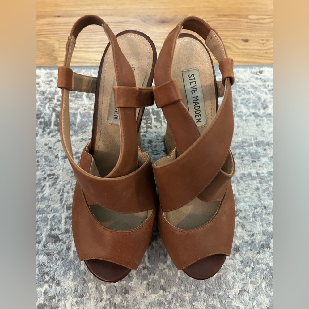 Steve Madden Wheatley Sandals size 7M Cognac Leather